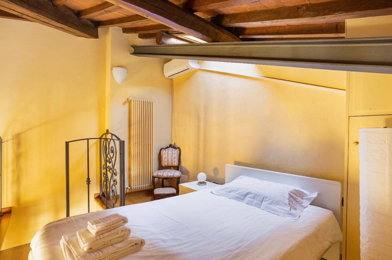 Cozy Classic Italian House Near Santa Croce, On The Lungarno Apartment Florence Exterior photo